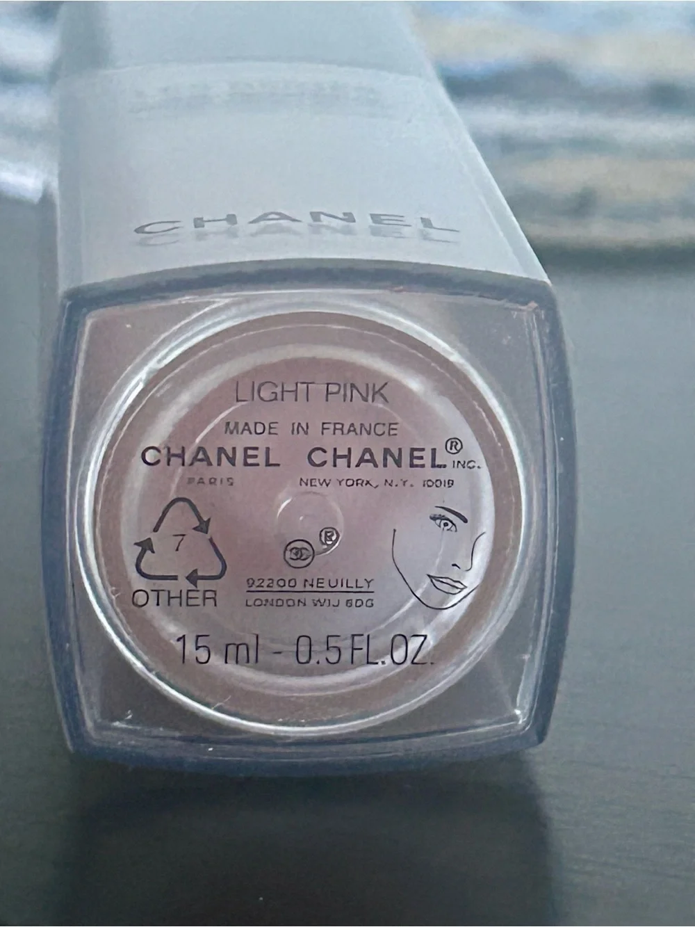 Chanel Les Beiges Water Fresh Blush in light pink